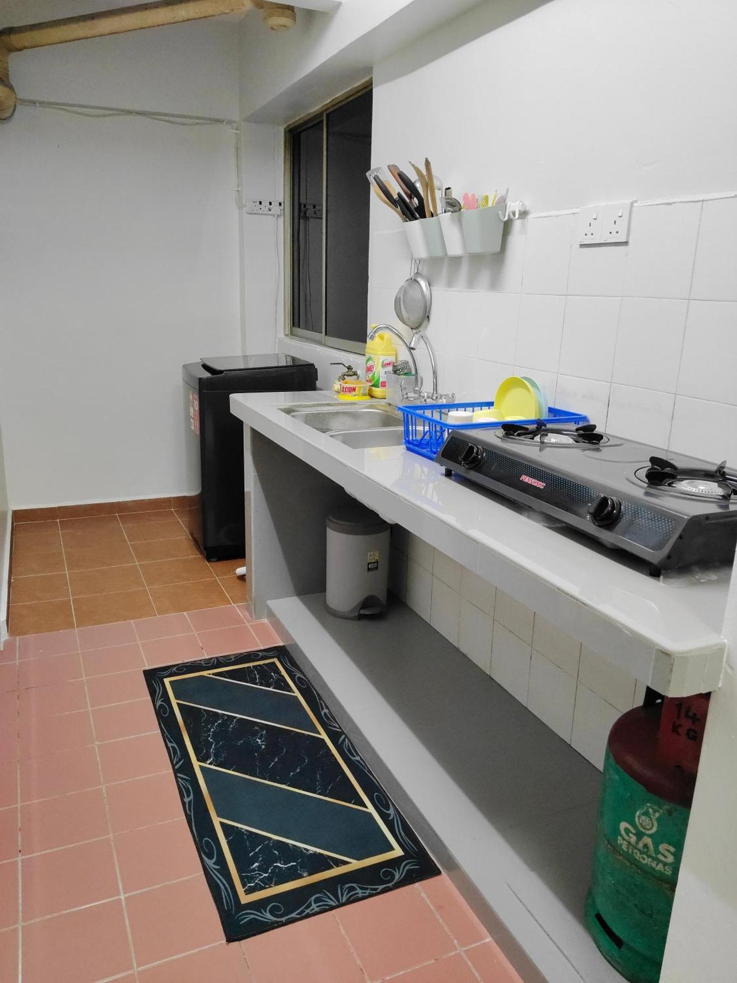 Nur Homestay Permai Damansara Damai Petaling Jaya Exterior foto