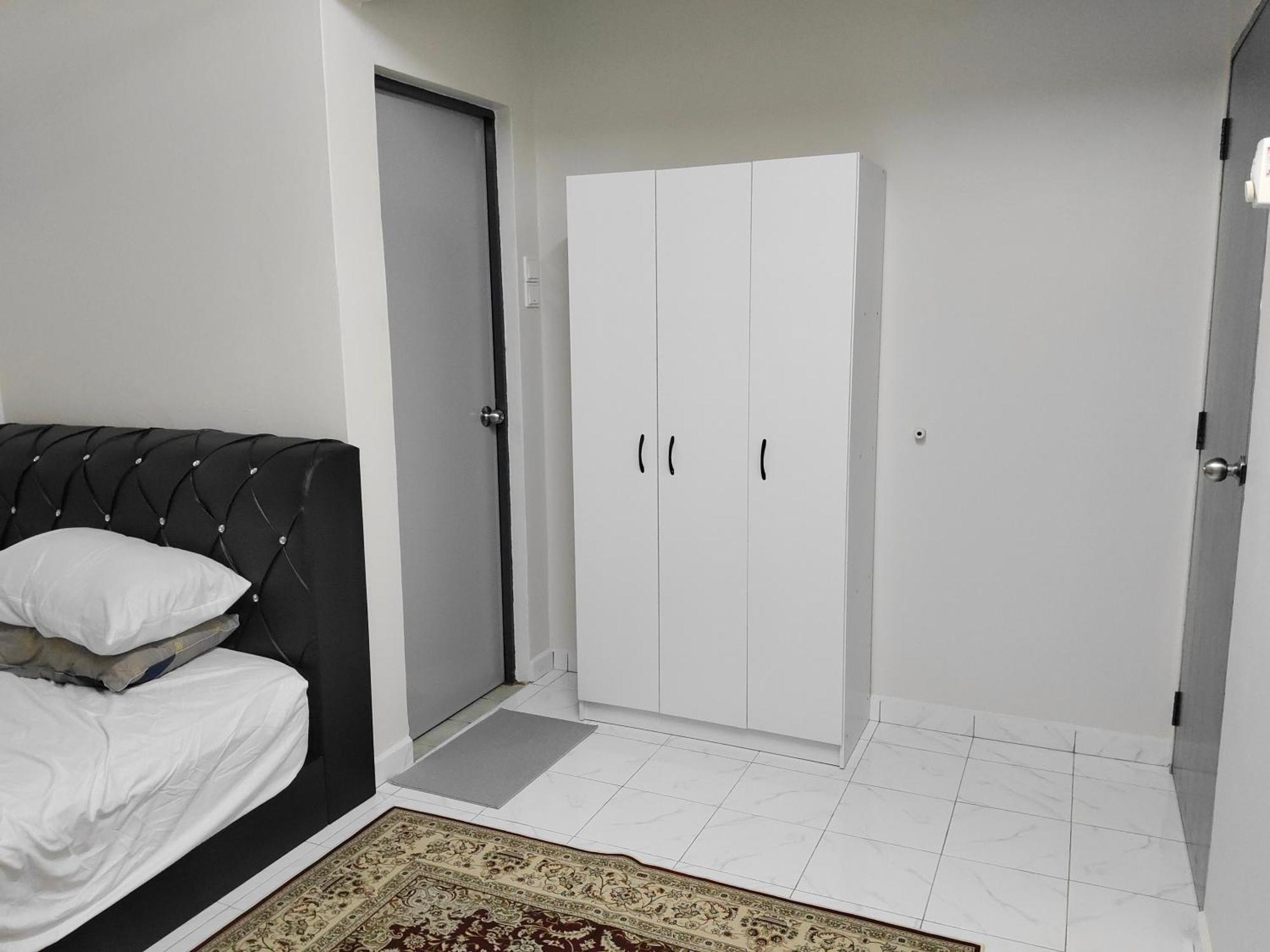 Nur Homestay Permai Damansara Damai Petaling Jaya Exterior foto